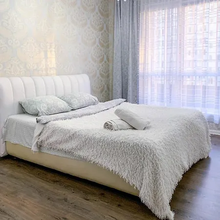 Grunvald Lux Apartment Kyiv Exterior photo